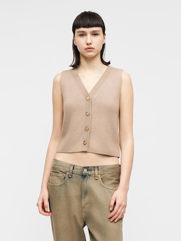 Abercrombie & Fitch - Chaleco de punto en marrón: frente