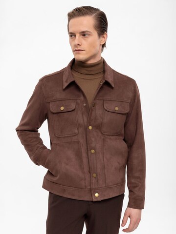 Antioch Between-season jacket in Brown