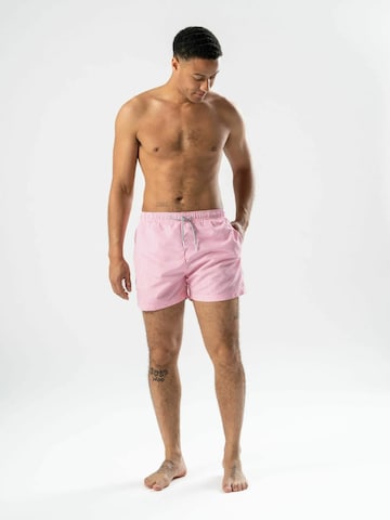 Shorts de bain ' Swimshorts ' TEESHOPPEN en rouge