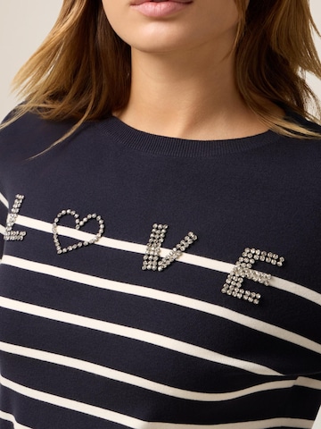 oltre Sweater in Blue