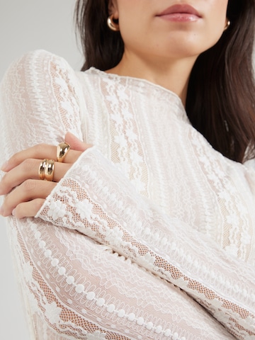 T-shirt 'Zahara' OH APRIL en blanc