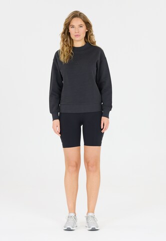 SOS Sweatshirt 'Bovec' in Schwarz