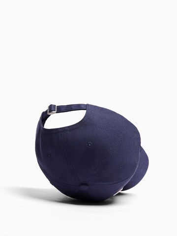 Bershka Cap in Blau