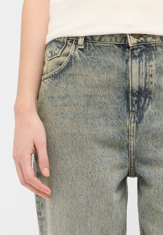 MUSTANG Loose fit Jeans 'Style Charlotte Tapered' in Beige