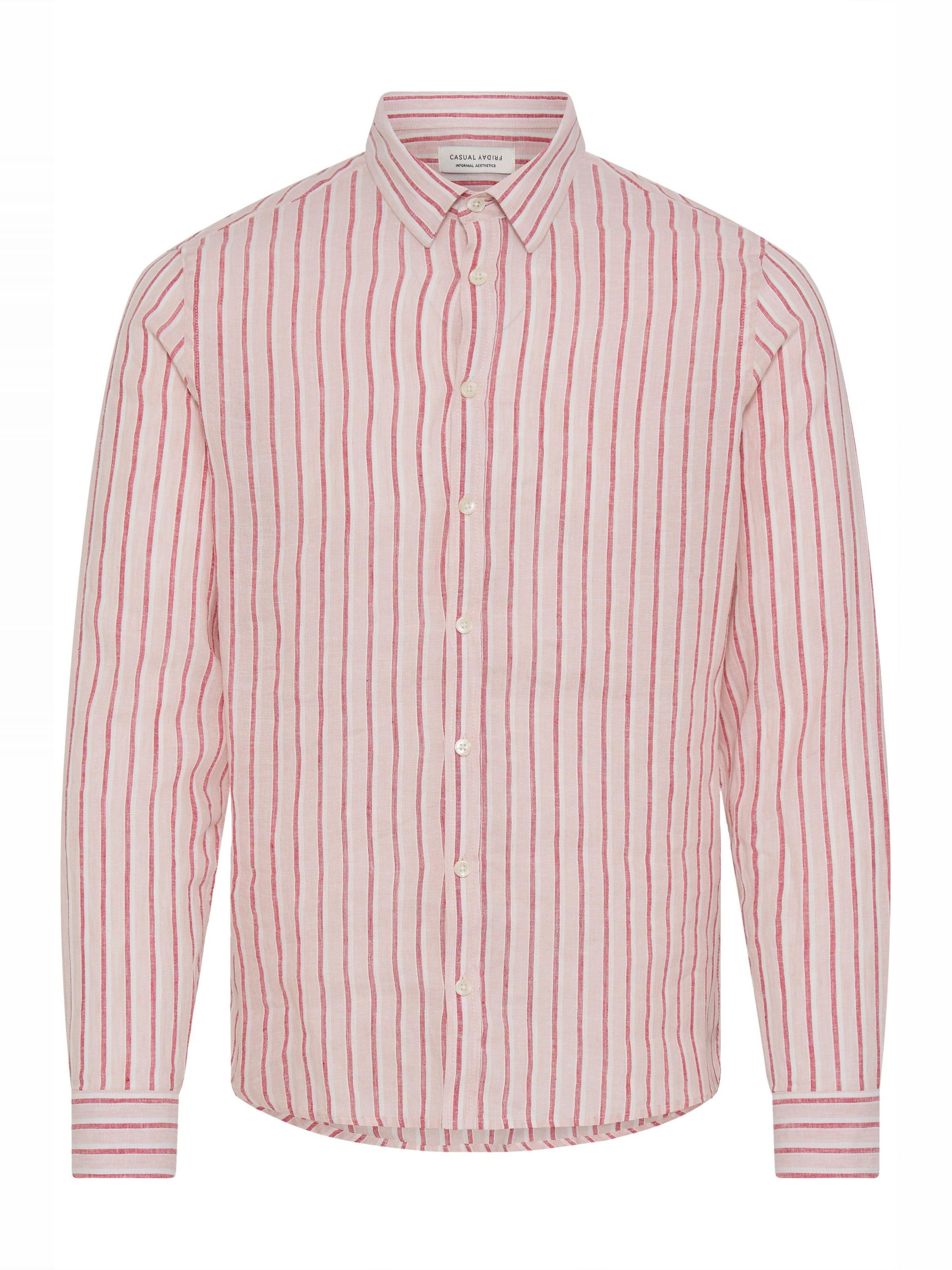 Casual Friday Button Up Shirt in Pink: front