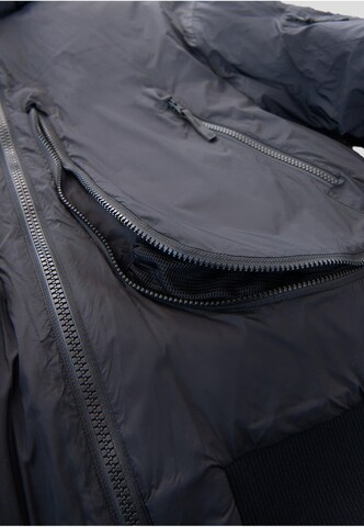 elho Tussenjas 'Astro' in Zwart