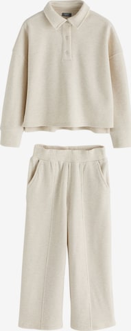 Next - Conjunto en beige: frente