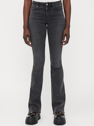 Only Tall - Acampanado Vaquero 'ONLWauw' en negro: frente