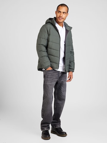 JACK WOLFSKIN Куртка в спортивном стиле 'COLONIUS' в Зеленый