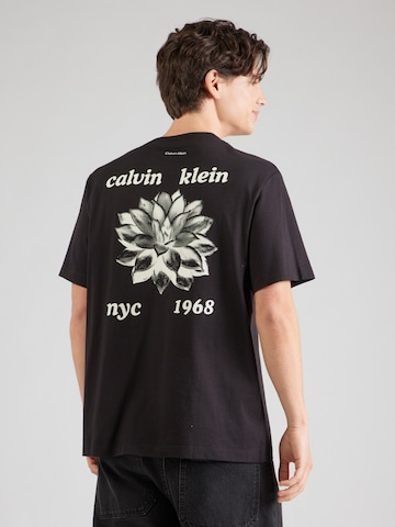 T-Shirt Calvin Klein Jeans en noir : devant