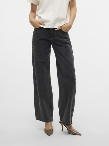 SOMETHINGNEW Loosefit Jeans in Grau: Vorderseite