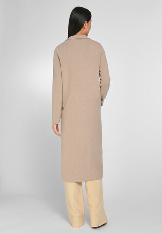 include Strickjacke in Beige