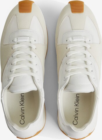 Calvin Klein Sneakers low i hvit