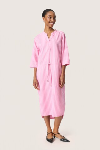 SOAKED IN LUXURY Blusekjole 'Anvitte Zaya' i pink: forside