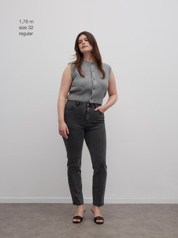 Slimfit Jeans di RÆRE by Lorena Rae in grigio
