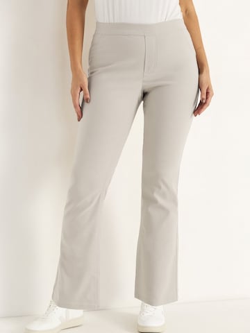 évasé Pantalon Cellbes of Sweden en beige : devant