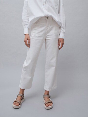 Regular Jeans 'Lani' de la OPUS pe alb: față