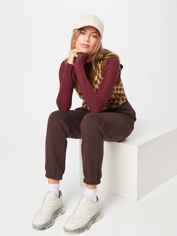 Gina Tricot Tapered Pants in Brown