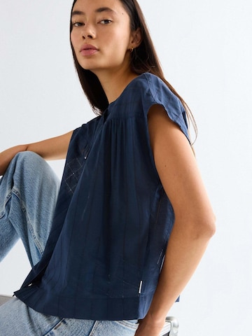 WRANGLER Blouse 'Drop Shoulder' in Blauw