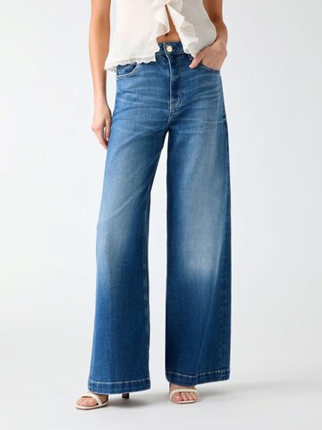 GUESS Wide Leg Jeans 'W6YAJGD1355' i blå