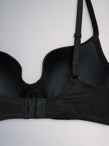 The Set Balconette BH in Schwarz