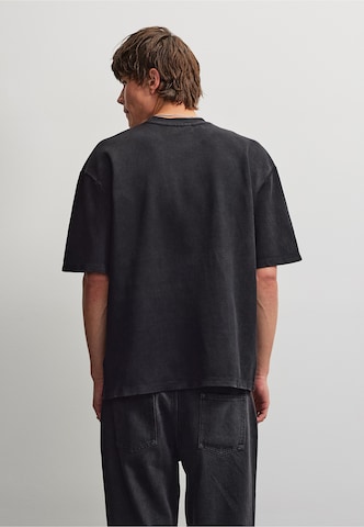 T-Shirt 'Signar' Pegador en noir