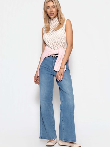 SASSYCLASSY Top in White