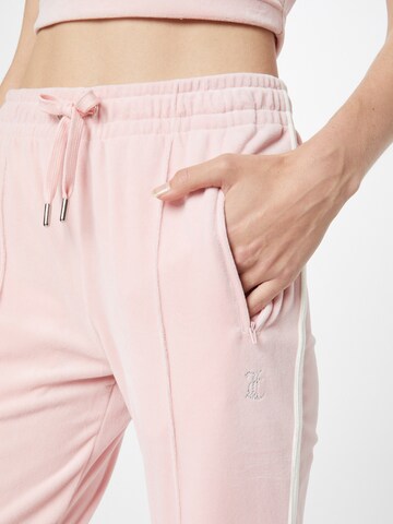 Juicy Couture White Label Loosefit Παντελόνι 'Tina' σε ροζ