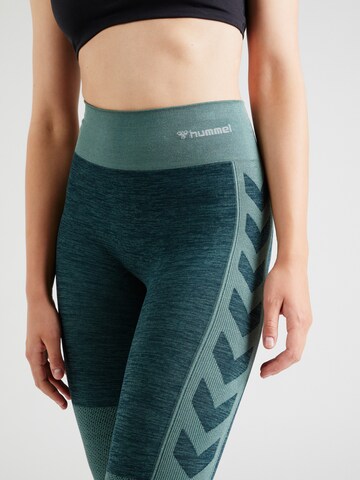 Hummel Skinny Sports trousers in Green