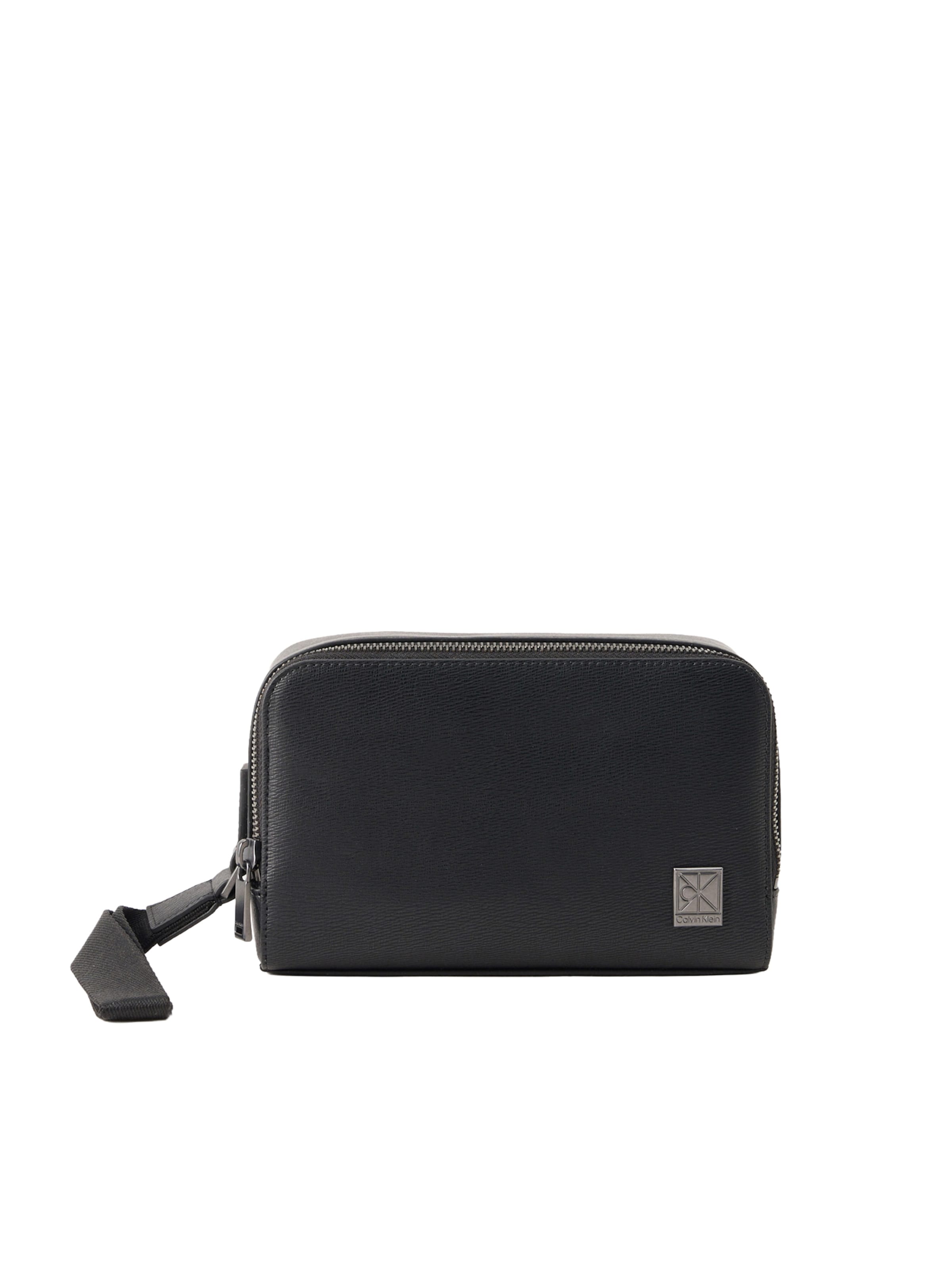 Calvin Klein - Mala de higiene em preto: frente