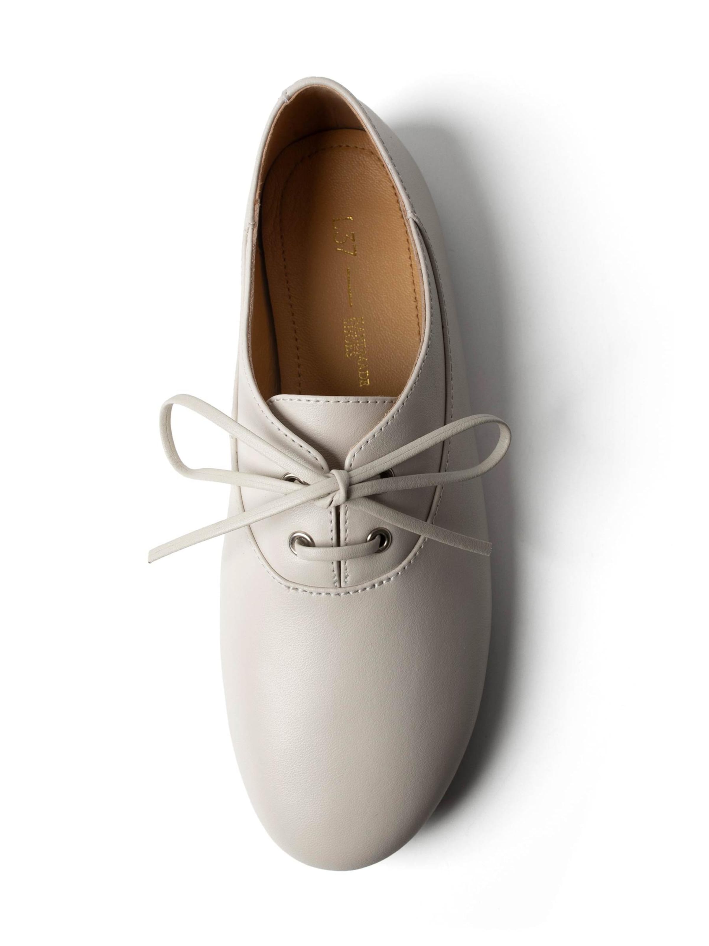 L37 HANDMADE SHOES Veterschoen 'A SLOW DANCE AWAY' in Wit