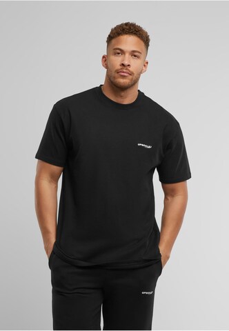 MT Upscale Shirt 'Core' in Schwarz: Vorderseite