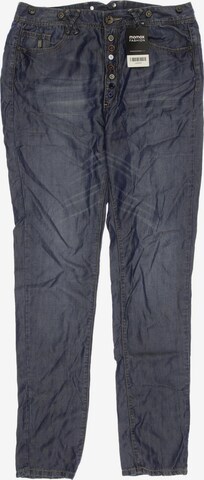 Miracle of Denim Jeans in 29 in Blue: front