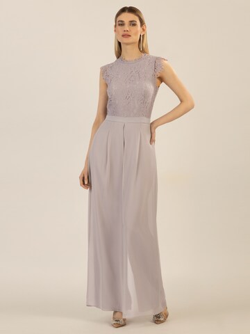 APART Jumpsuit in Purple: front