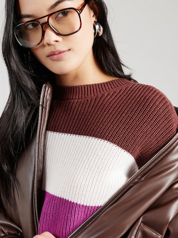 Mavi Sweater in Brown