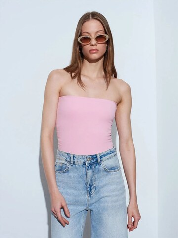 Dilvin - Top em rosa: frente