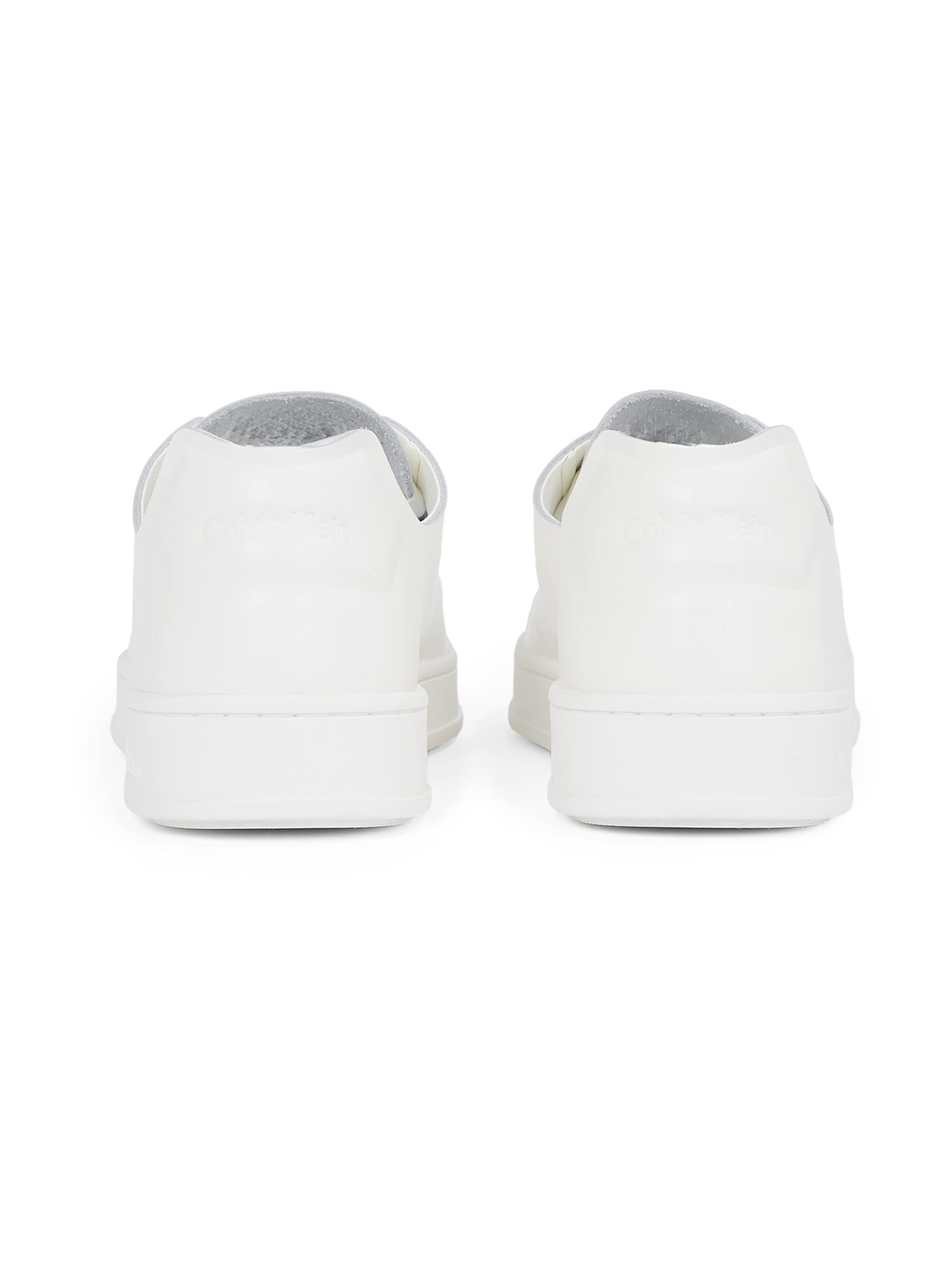 Calvin Klein Σνίκερ χαμηλό σε λευκό: πίσω