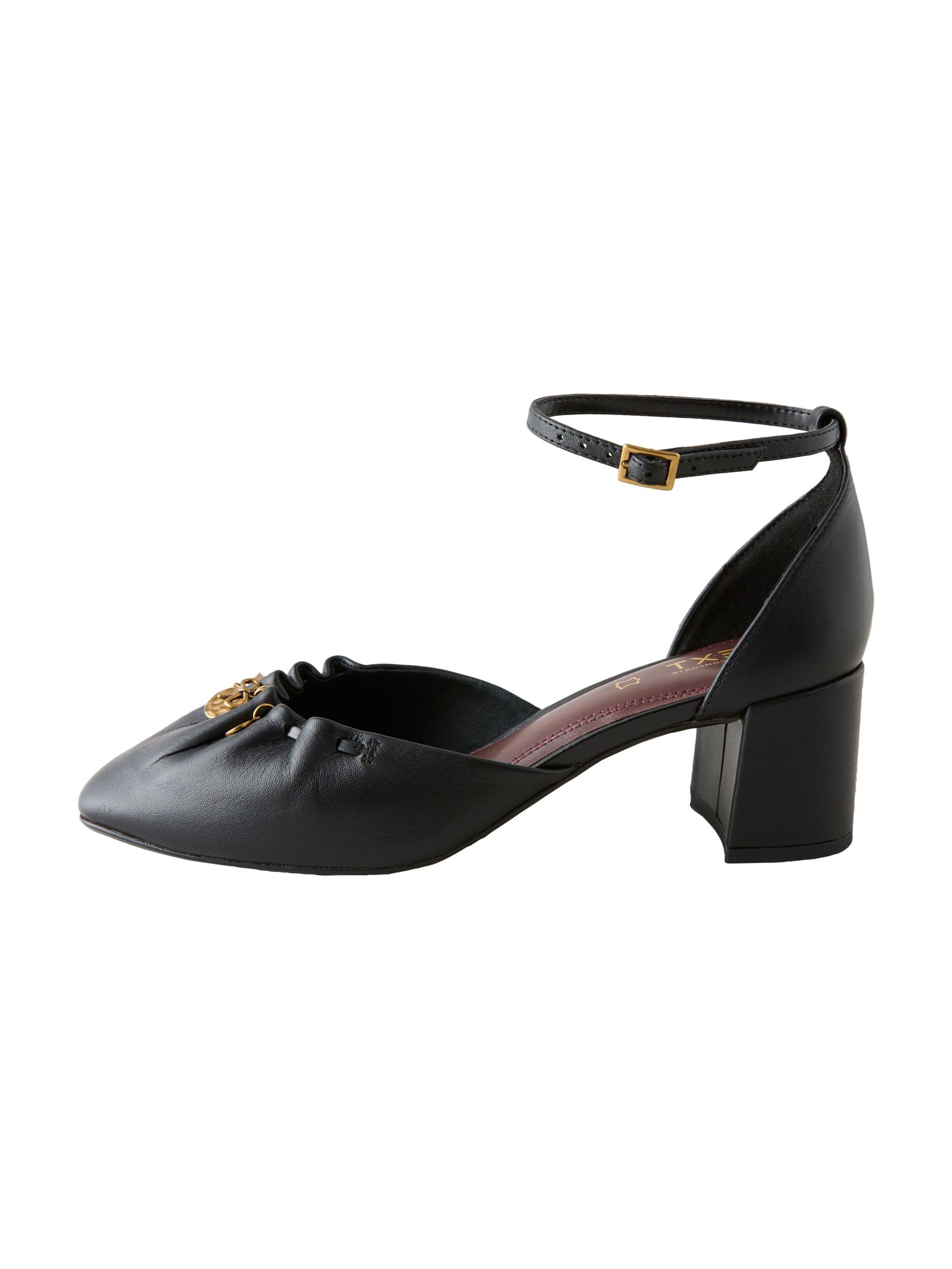 Pumps de la Next pe negru: față