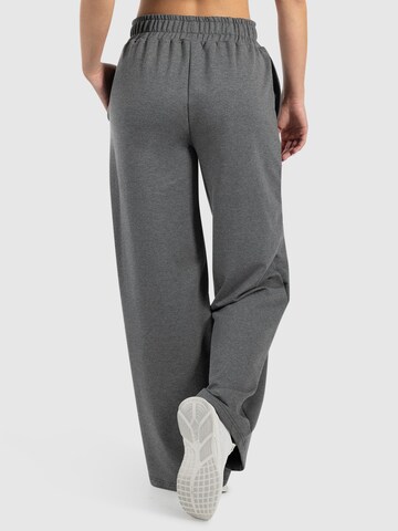Smilodox Loose fit Trousers ' Kanya ' in Grey