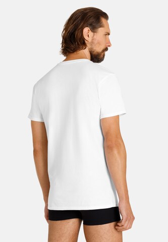 T-Shirt camano en blanc