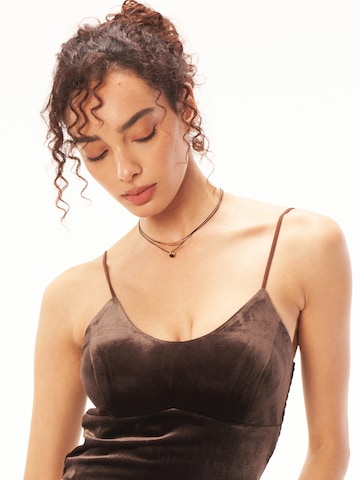 yoligex Top‌ in Braun