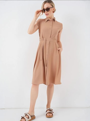 Bigdart - Vestidos camiseiros em castanho