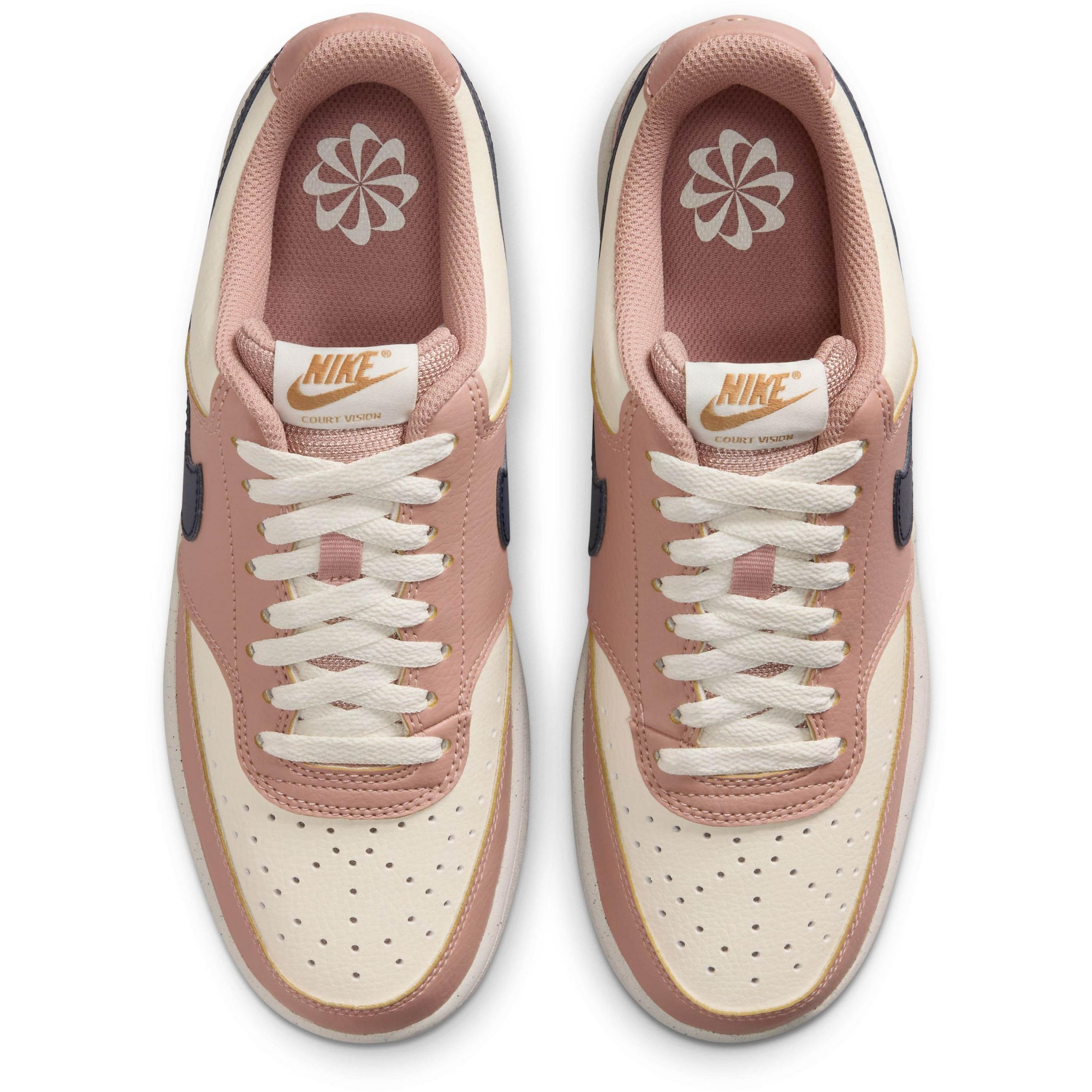 NIKE Sneaker 'Court Vision' in Beige