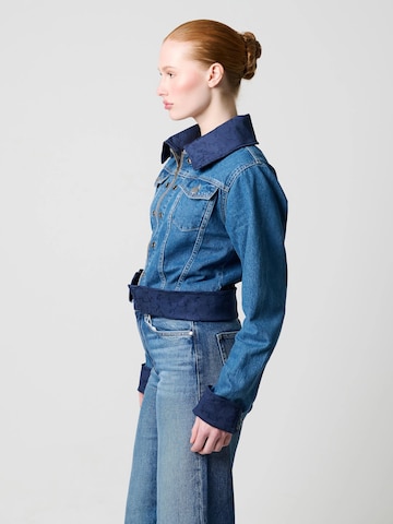 Fenice Between-Season Jacket in Blue