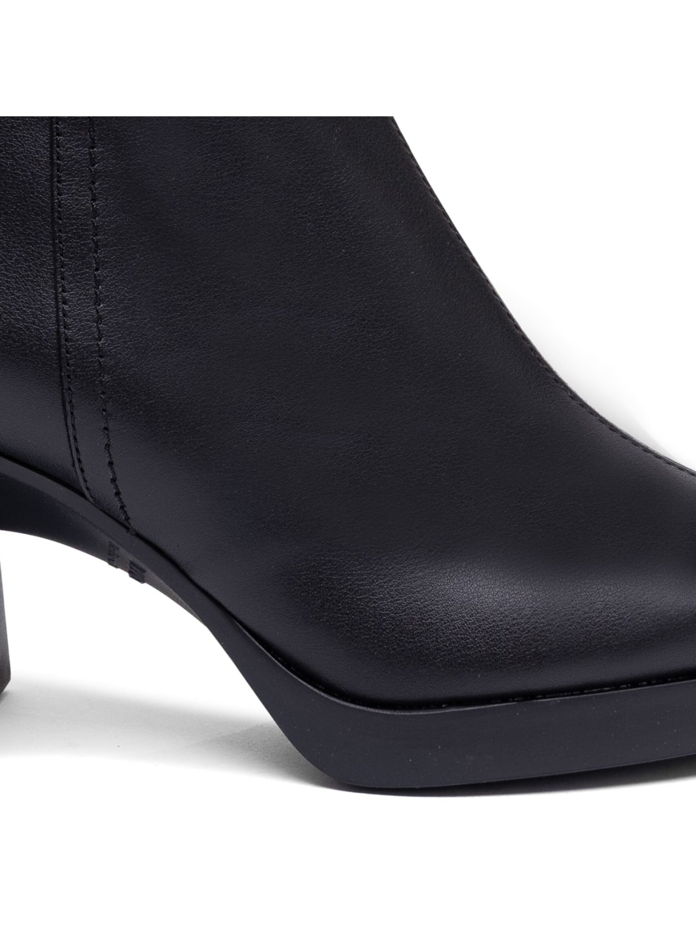 Wonders Botki 'L-1601-Isy-Negro' w kolorze czarny