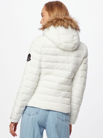 Superdry Зимняя куртка в Белый