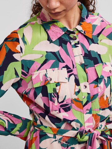 Robe-chemise 'JUNGLE LIFE' Y.A.S en mélange de couleurs
