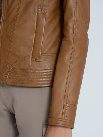 MUSTANG Between-Season Jacket in Brown