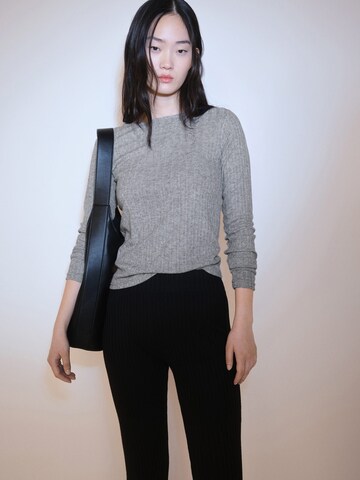 MANGO Pullover 'POINTE' in Grau: Vorderseite