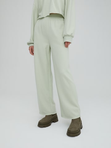 Wide leg Pantaloni 'Sylvia' de la EDITED pe verde: față
